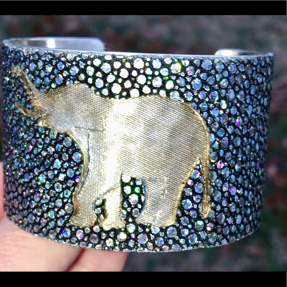 Rustic Cuff Stingray / Elephant.   1.5 inch